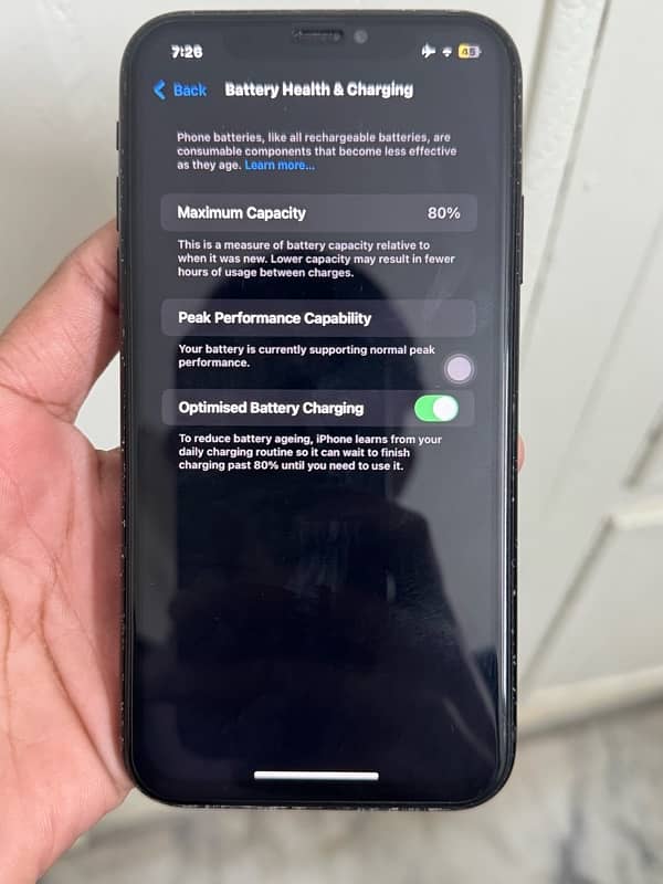 Iphone XR ( urgent sale ) 7