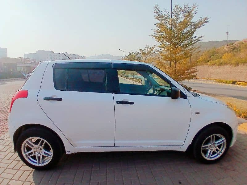 Suzuki Swift 2011 7