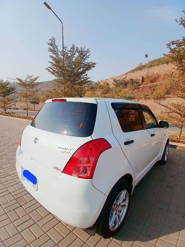 Suzuki Swift 2011 14