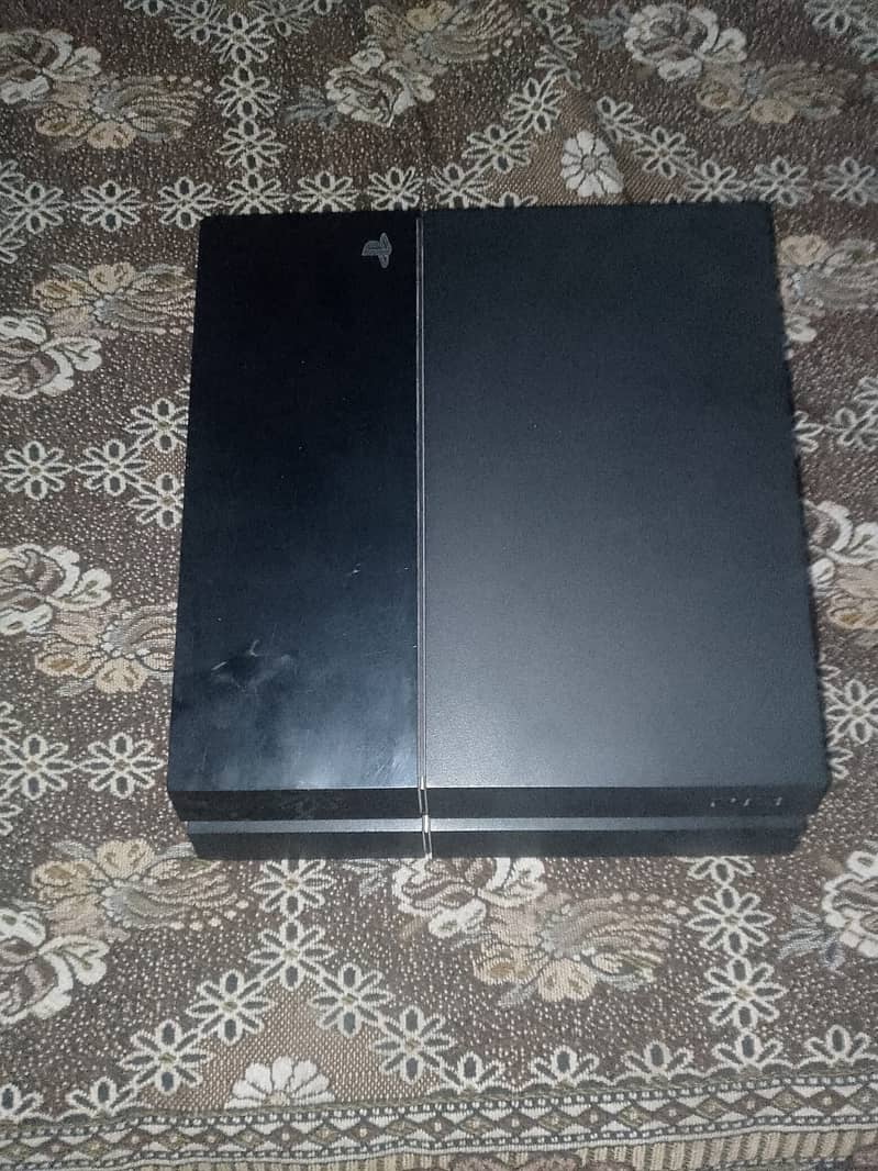 PS4 Jialbreak 9.0 with Original Controller and Cables 0