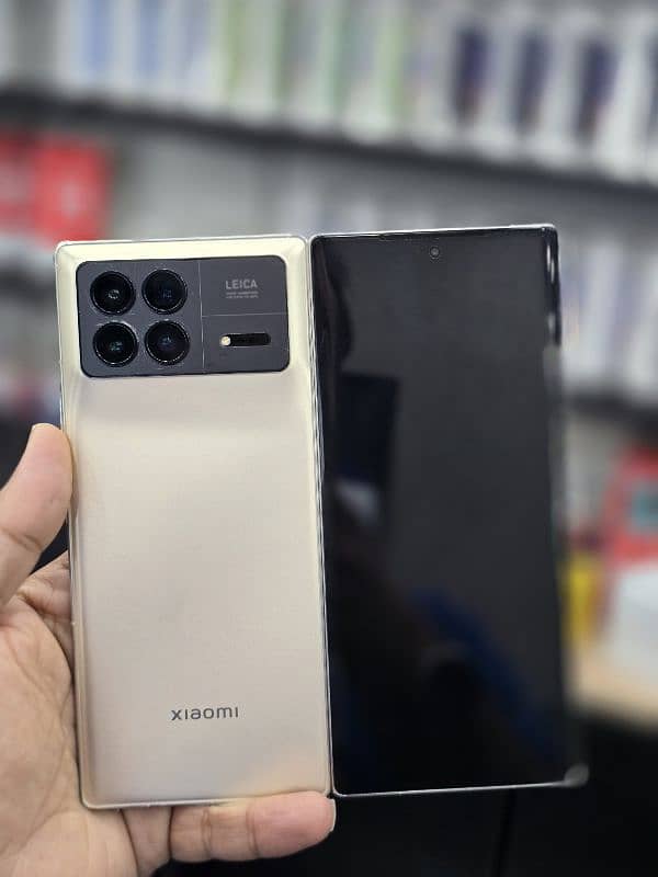 Xioami Mix Fold 3_ 8GEN 2 (16gb ram 512gb) 8