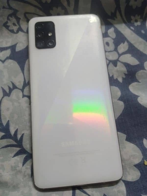 Samsung A51 0