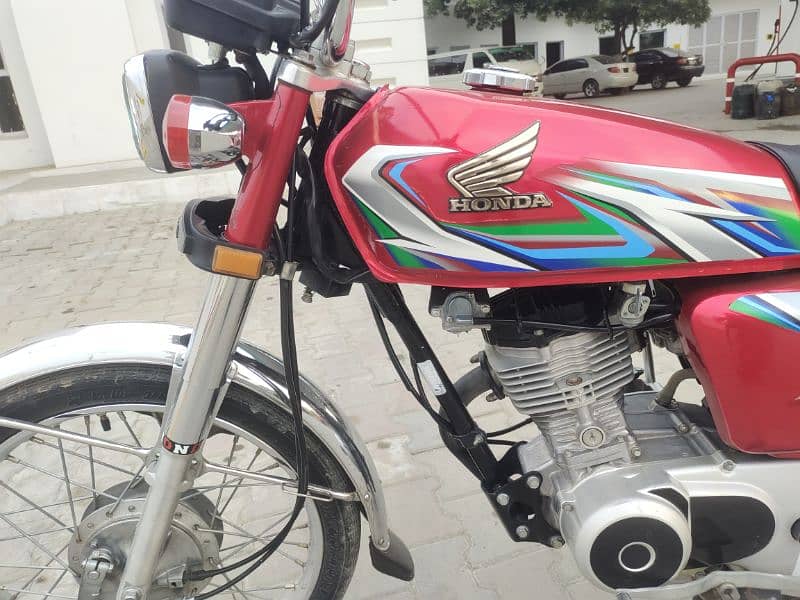 Honda 125 (2023) 1