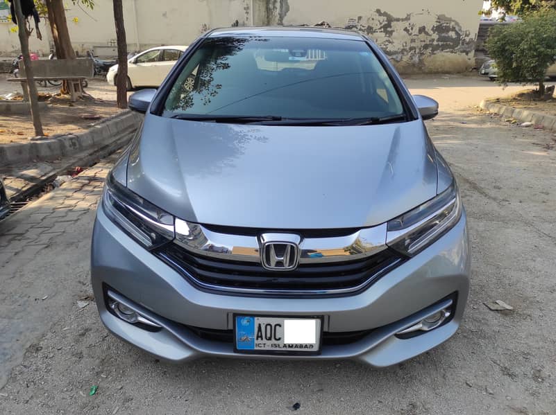 Honda Fit Shuttle Hybrid 2014 0