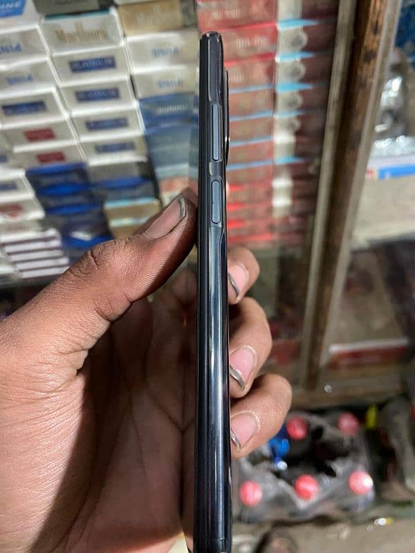 Redmi Poco F3 5g 8+4/256 gaming phone 870 processer 1