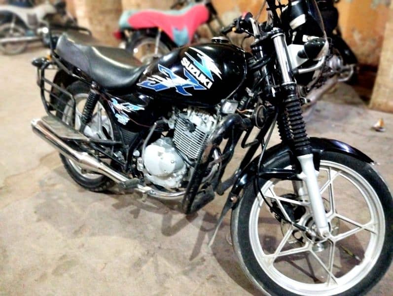 SUZUKI 150 SE 1