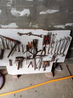 spare parts tools with wooden box