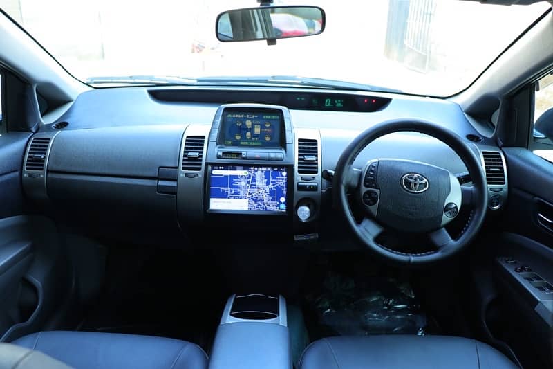 Toyota Prius 2010 Model/2013 Register 13