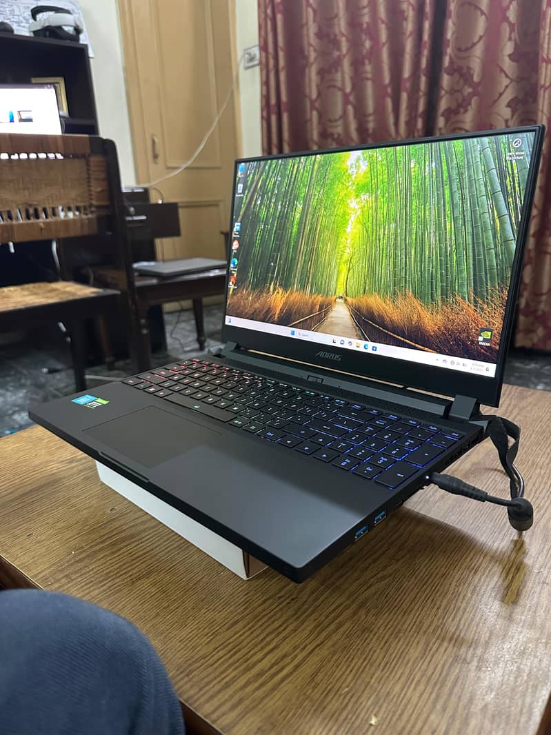 Core i7 12th gen Aorus Gaming laptop RTX 3070 8GB graphic card 1