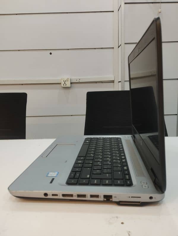 Hp ProBook 640 G3. . . i5 7th. . . 8 / 256 3