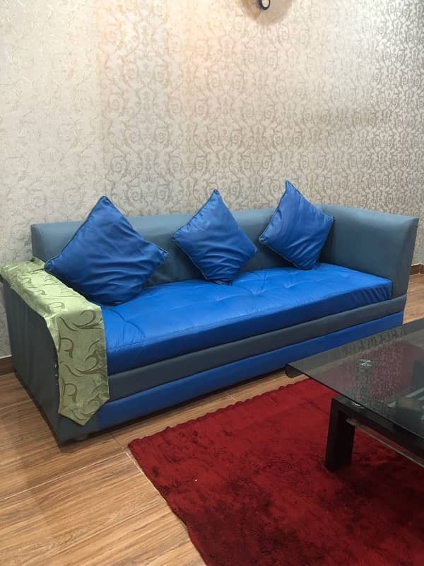 L-shaped sofa set for sell- Modern & Comfortable 3