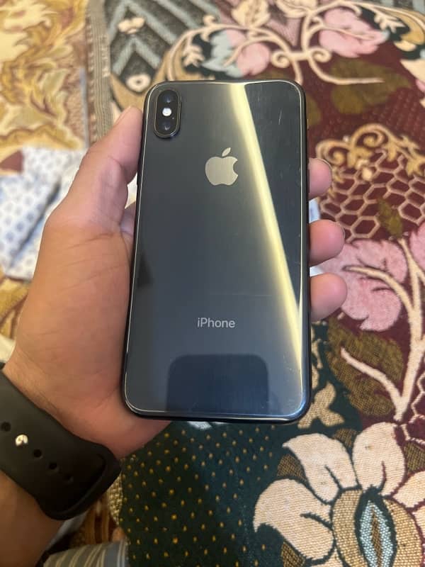 iphone x, in used condition 0