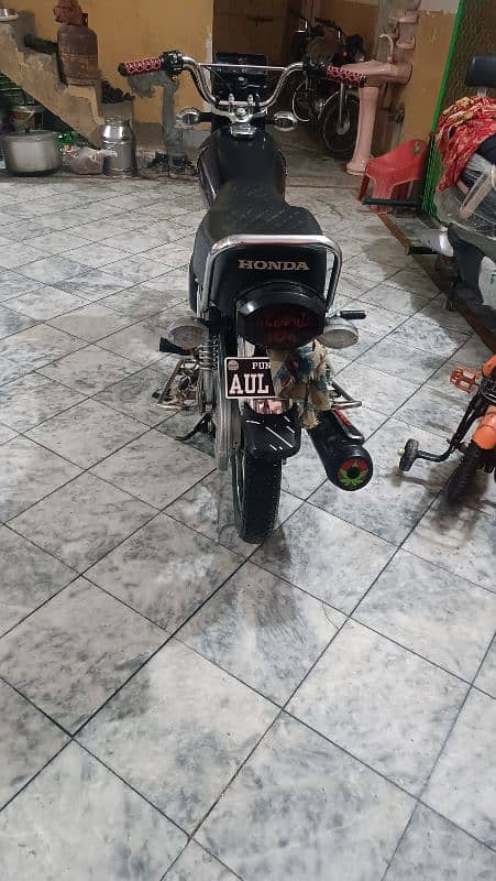 Honda 125 For urgent sale 2024 modal 195k fix price 10