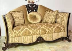 7 seater sofa with center Table