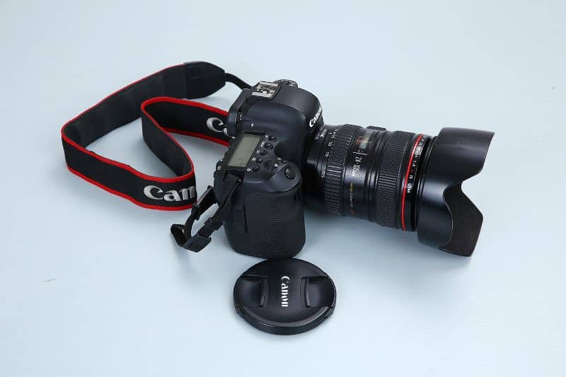 Canon EOS 6D Mark II | 24 105 MM Lense | Box Packed 3