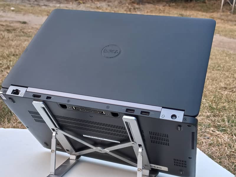 Dell latitude 7470 core i7 6th gen 8gb ram 256gb sd FHD screen 0