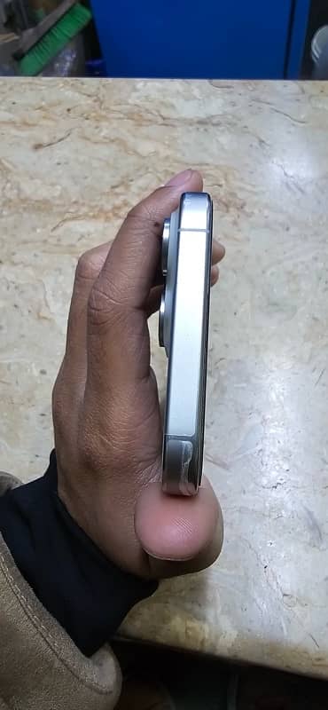 iphone 15 pro max white titanium factory unlock 12 13 14 16 1