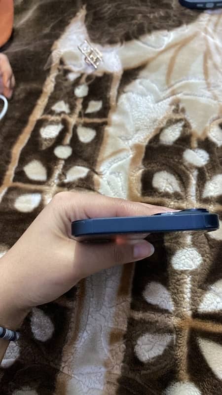 iphone 14 plus without box PTA approved 2