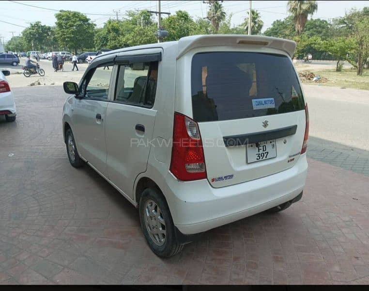 Suzuki Wagon R 2018 9