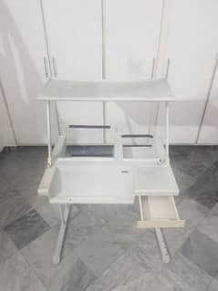 Imported Computer Table – High-Quality Plastic