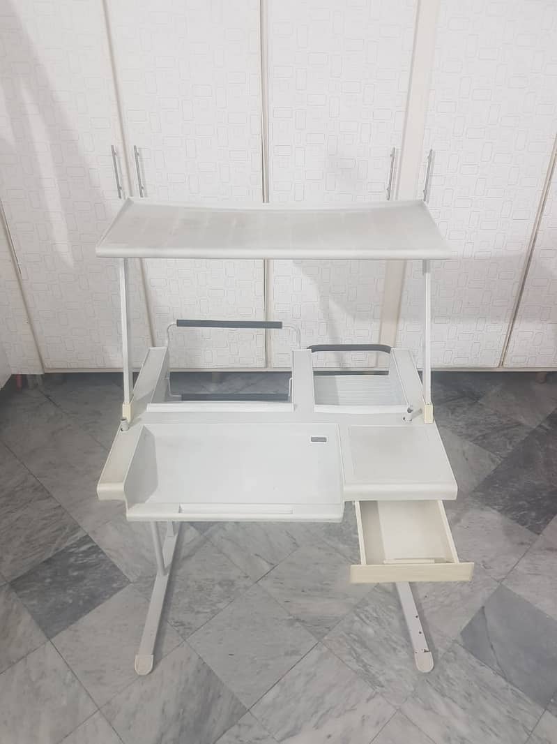 Imported Computer Table – High-Quality Plastic 0