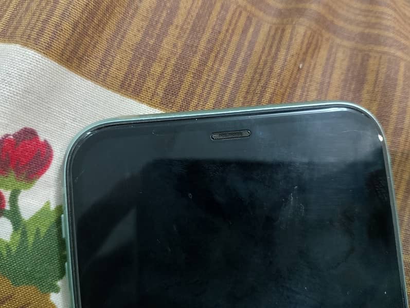 IPHONE 11 128/gb Green Color non pta 4