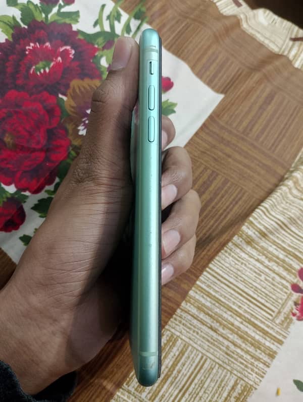 IPHONE 11 128/gb Green Color non pta 7