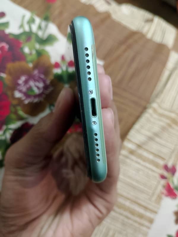 IPHONE 11 128/gb Green Color non pta 11