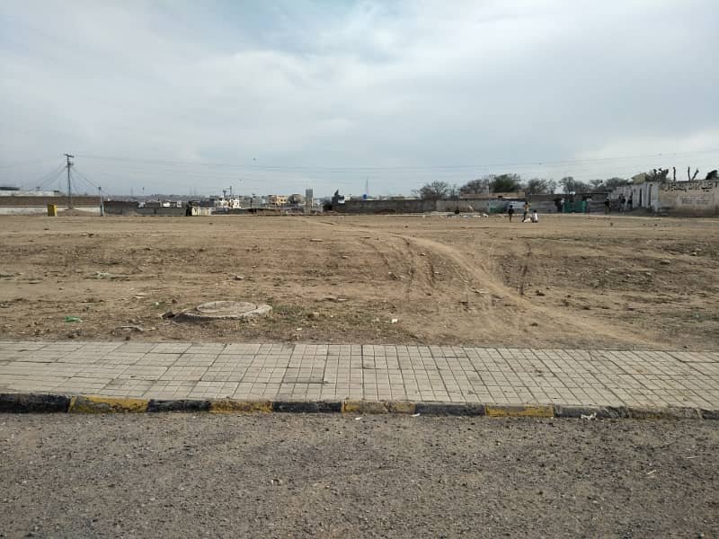 10 Marla Plot in Block I, Bahria Town Phase 8 Prime Location at Investor Price 26