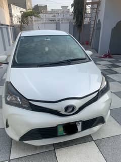 Toyota Vitz 2014