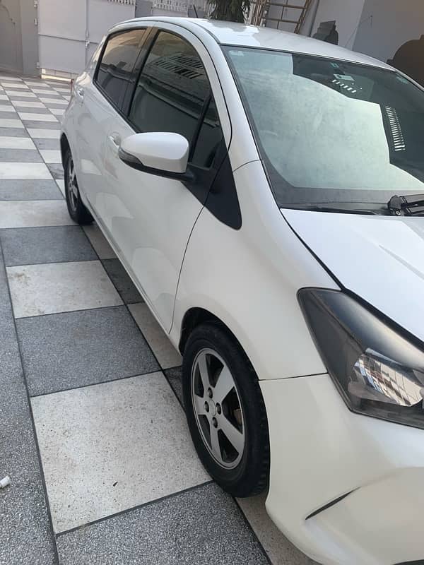 Toyota Vitz 2014/17 4