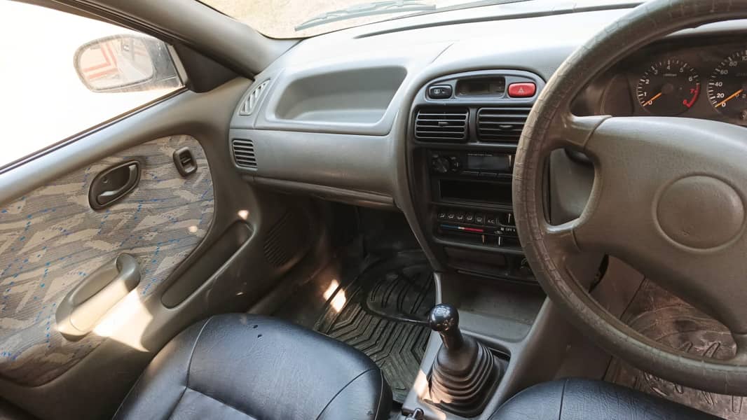 Suzuki Baleno 2005 8