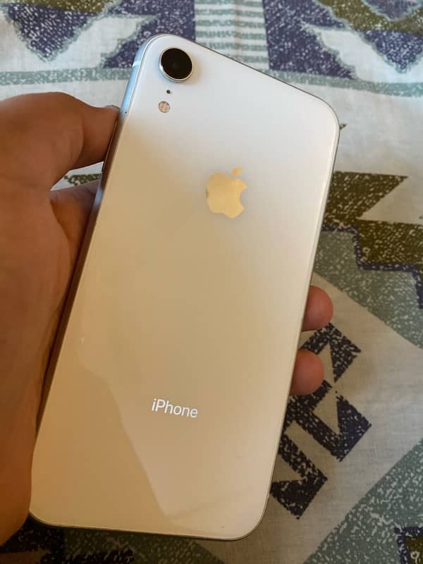 iPhone xr/ jv / 64 gb 0