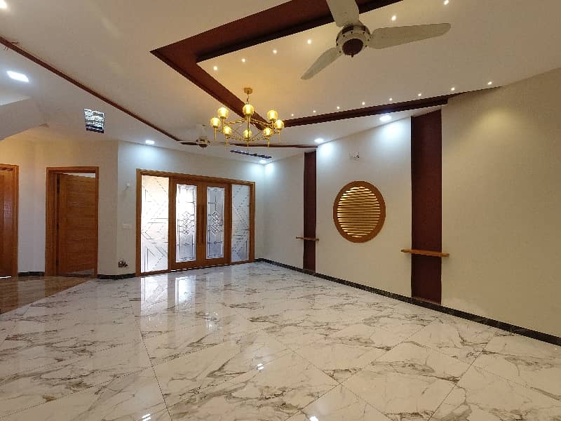 Affordable On Excellent Location House For Sale In Bahria Greens - Overseas Enclave - Sector 6 3