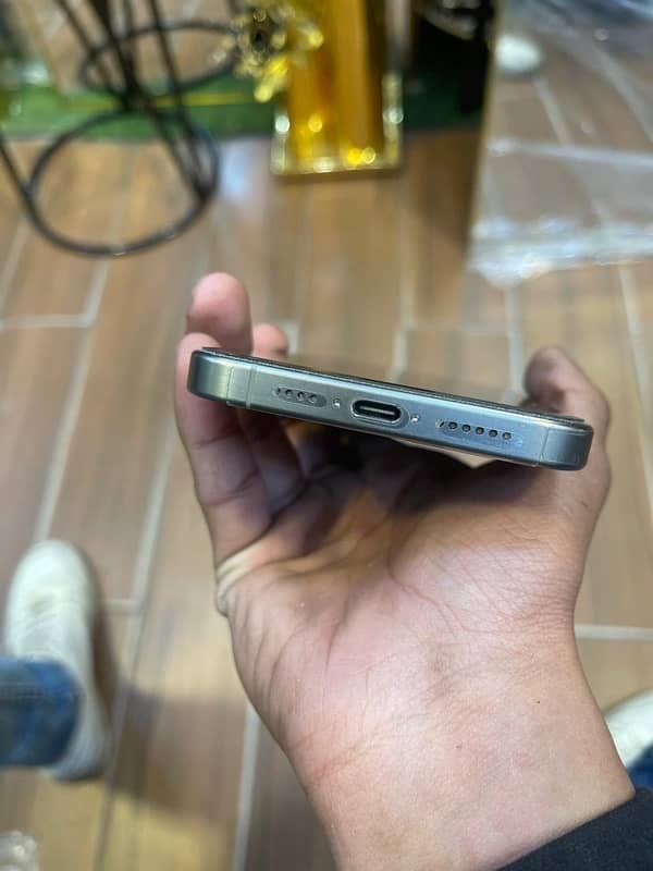 iphone 15 pro max (factory unlocked 1