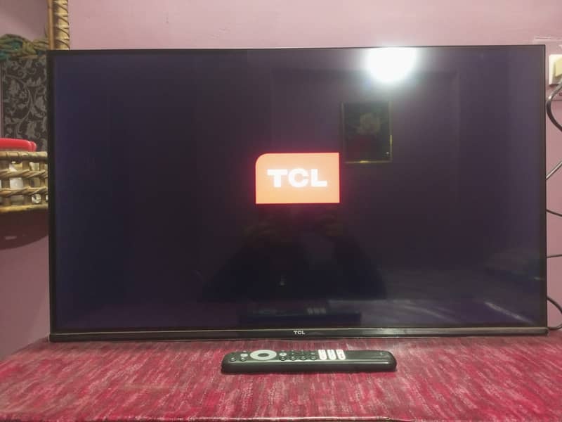 TCL 32" Android Smart TV 0