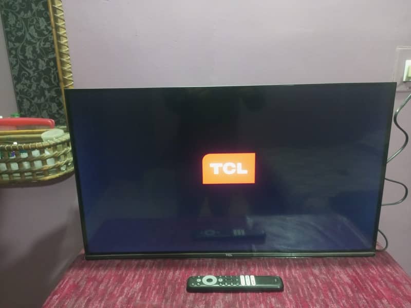 TCL 32" Android Smart TV 1