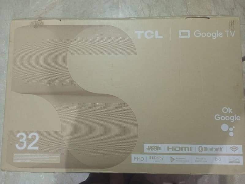 TCL 32" Android Smart TV 3