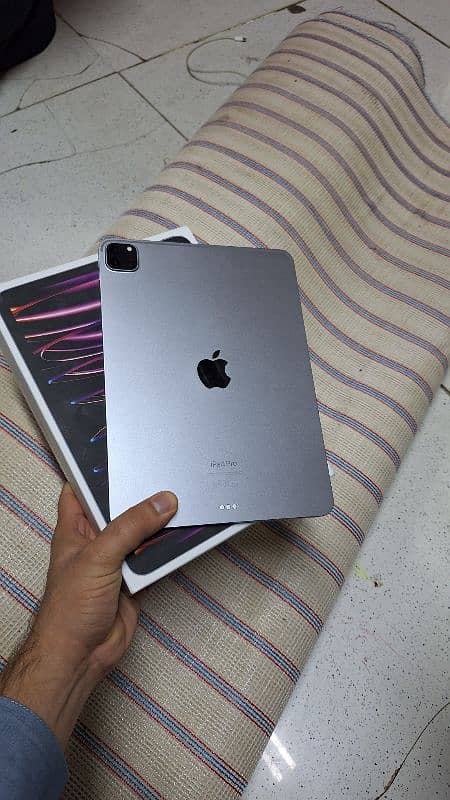 ipad pro m2 chip 128Gb wifi 11 inches 0