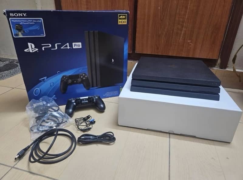 Sony ps4 pro 1Tb with all accessories and box 0