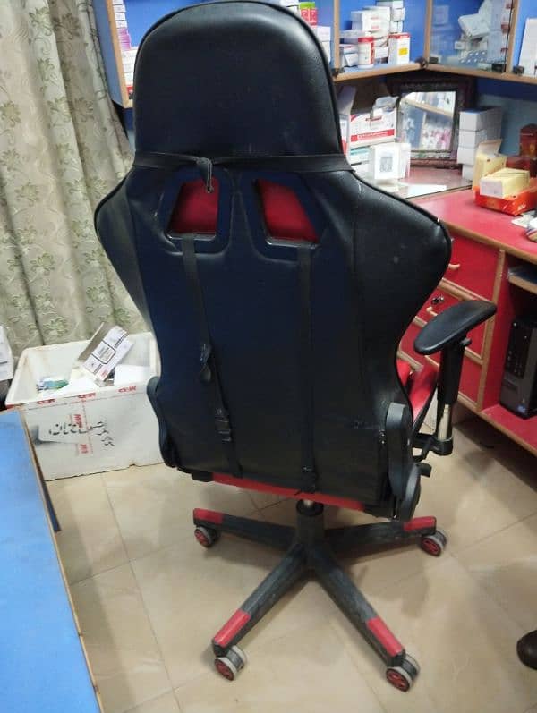 Gaming Revolving Chair 2