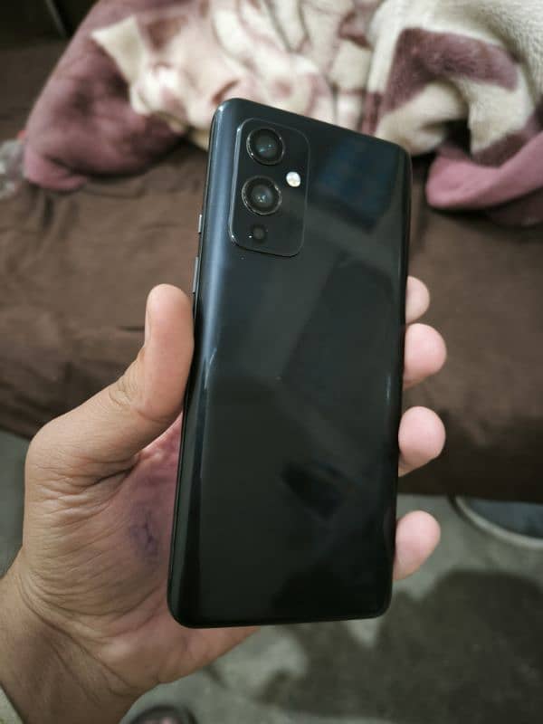 OnePlus 9 5G. 03109254679 3