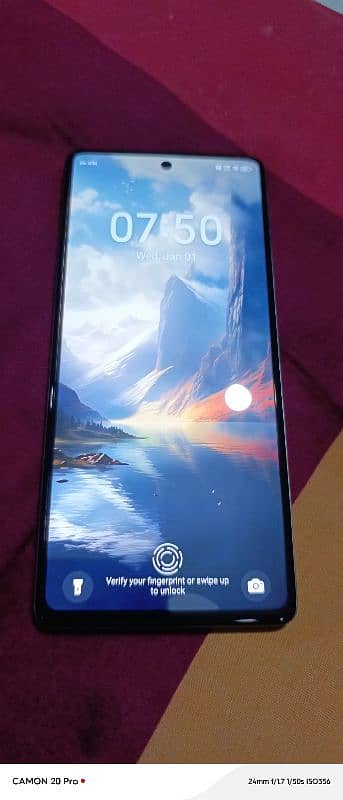 tecno camon 30 8+8 256 9