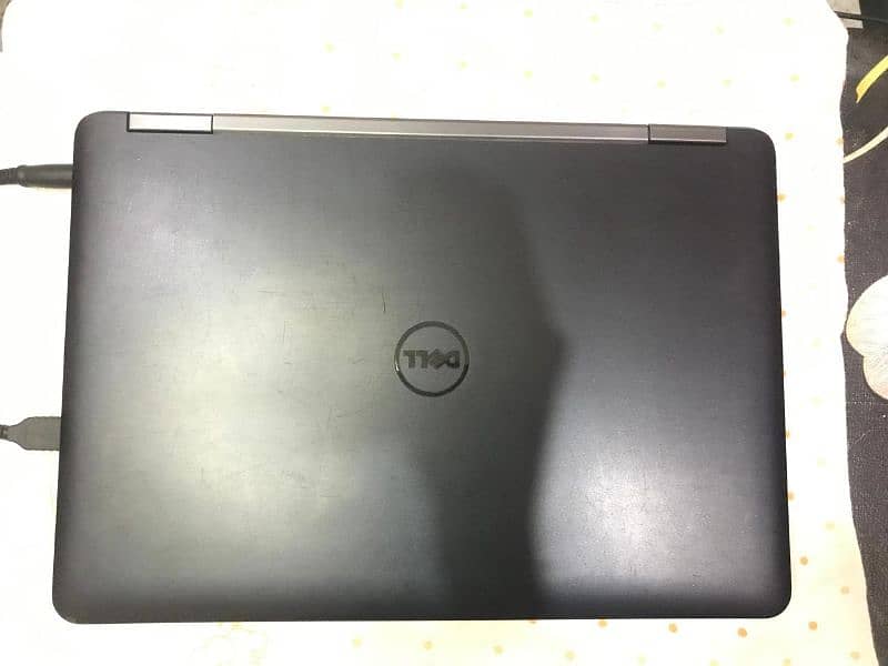 Dell Latitude E5440 0