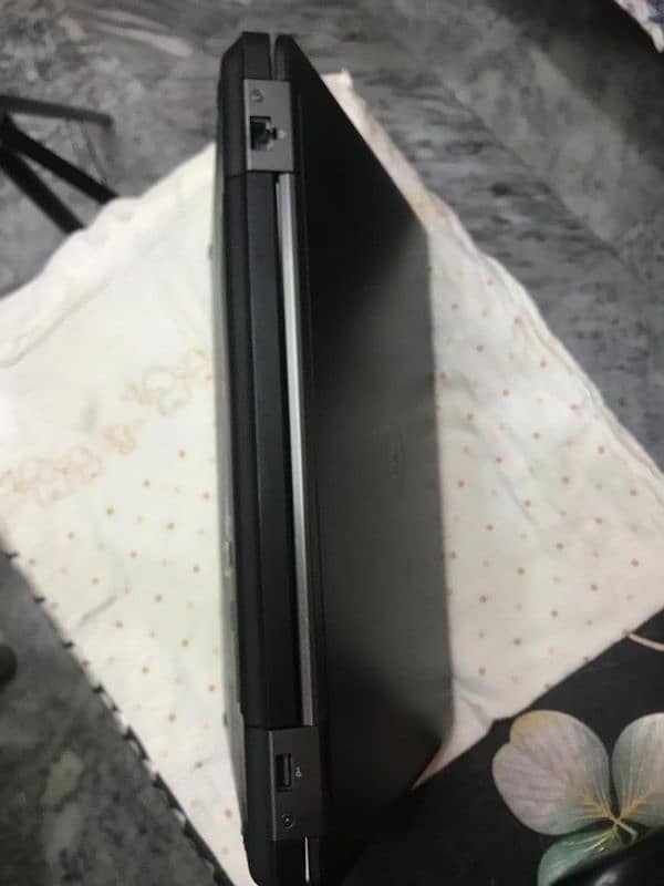 Dell Latitude E5440 5