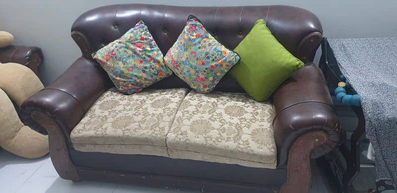 6 seaters sofa for sale 3