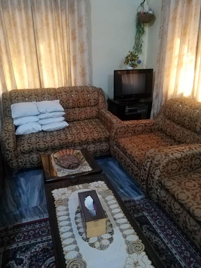 sofa set 7seater in good condition 0