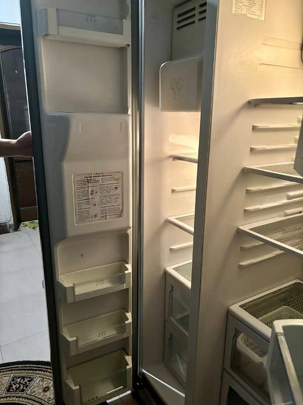 HRF-663ITA2 Haier Side by Side Refrigerator 663Liter 24Cft 3