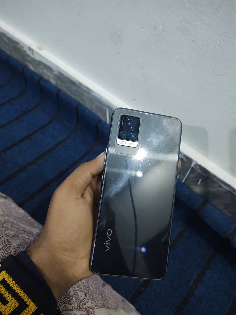 vivo v20 with box 2