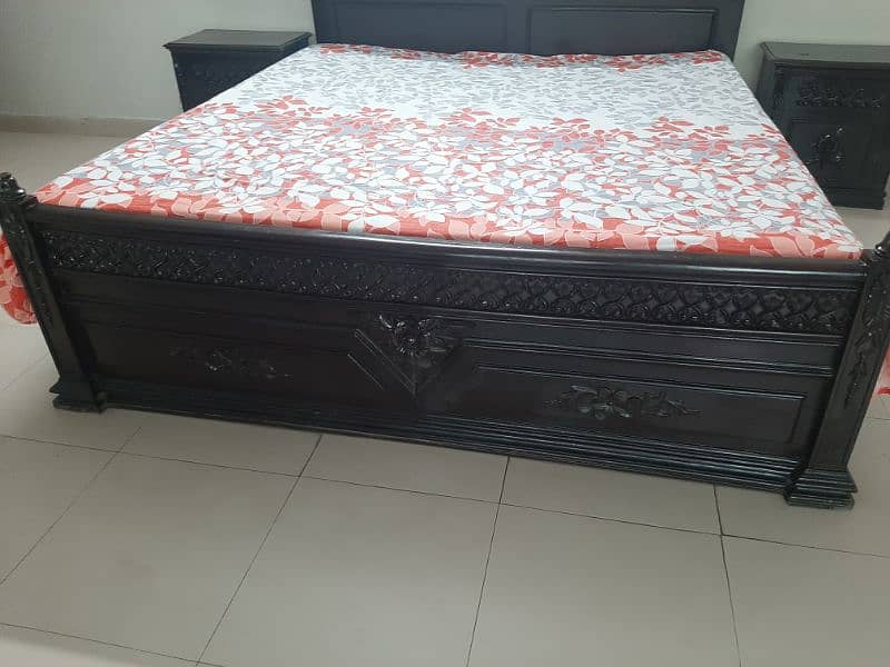 Double Bed / Wooden Bed / King Bed / Side Table / Dressing Table 5